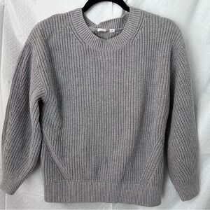 GAP Classic Gray Crewneck Sweater